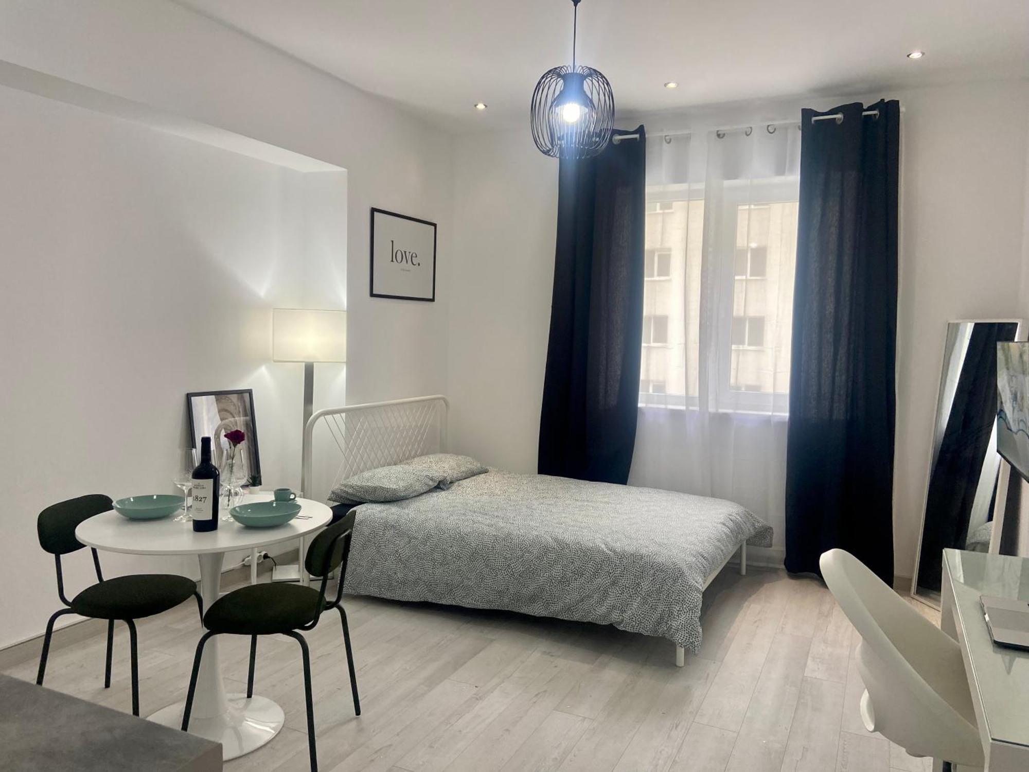 Aparthotel Rin Grand Residence Букурещ Екстериор снимка